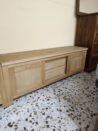 Mueble de salón de madera