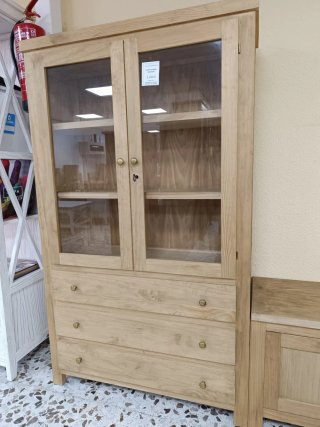 Mueble de salón de madera