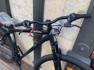 Bicicleta Cortina MTB 29' Negra