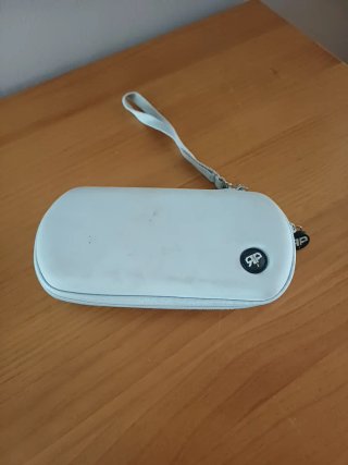 Sony PSP Negra con funda y 4 juegos