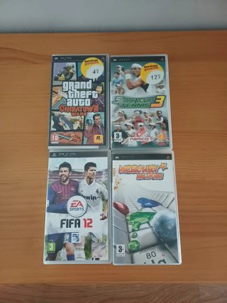 Sony PSP Negra con funda y 4 juegos