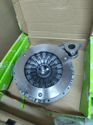 Kit Embrague Valeo 834295. Varios  RENAULT