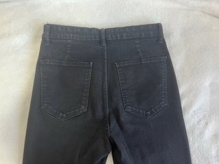 Vaqueros negros Zara