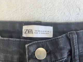 Vaqueros negros Zara