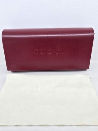 Occhiali da sole Gucci GG0810S 001