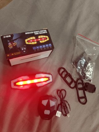 Luz Trasera Bicicleta Señal Giro Inalámbrica