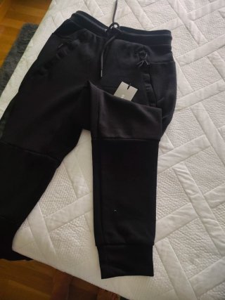 Pantalón chándal negro hombre