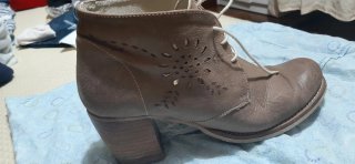 Stivaletti Camper beige con trafori