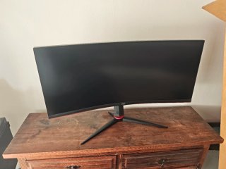 Monitor AOC Curvo 34 144Hz
