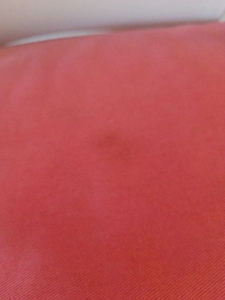 Buf de almacenaje rojo