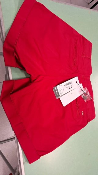 Pantalón corto rojo talla 30
