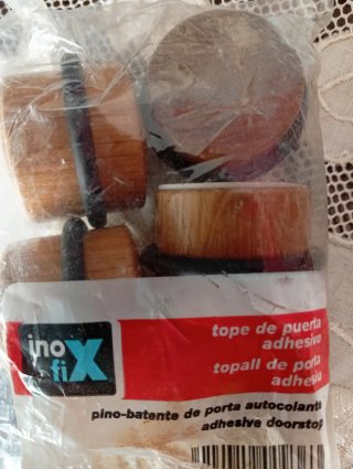 5 topes de puerta autoadhesivos roble
