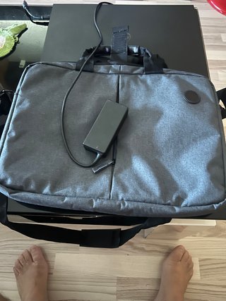 Dell Inspiron 15 + Cargador