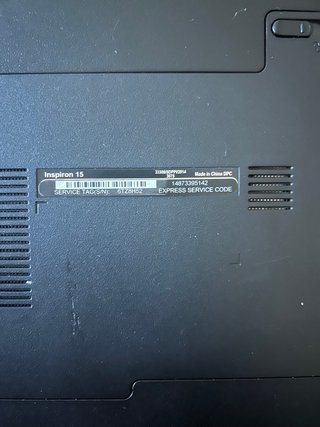 Dell Inspiron 15 + Cargador