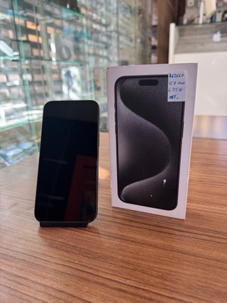 iPhone 15 Pro Max Nero
