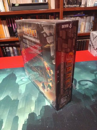 Clank! Una Aventura de Construcción de Mazos