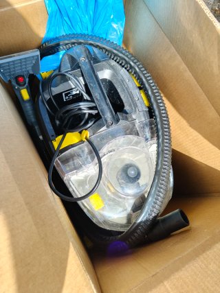 Karcher Puzzi 8/1 Lava-aspiradora