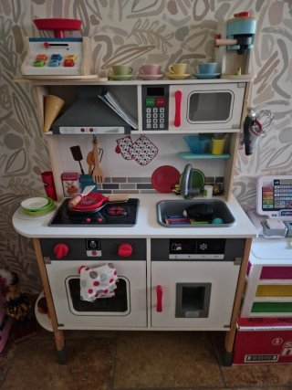 Cocina de madera infantil