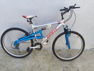 Bicicleta Montaña Giant 26 Doble Suspensión