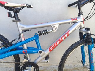 Bicicleta Montaña Giant 26 Doble Suspensión