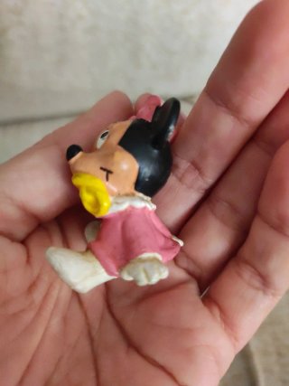 Minnie Bebé Figura