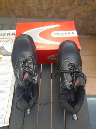 Zapatos de seguridad Cofra negros