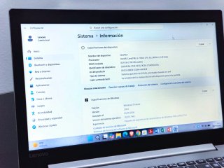 Portátil Lenovo Core i3 con 256GB SSD
