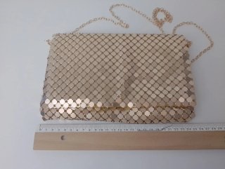 Bolso Metal Dorado Vintage