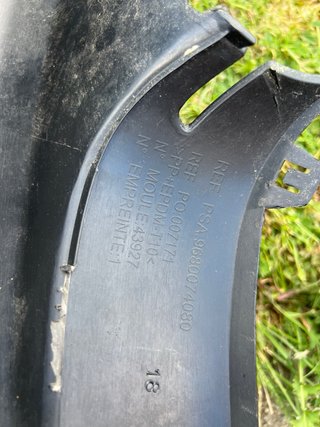 Deflector / Tapa Parachoques Citroën C4 Picasso
