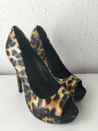 Zapatos de tacón Mango estampado leopardo T.36
