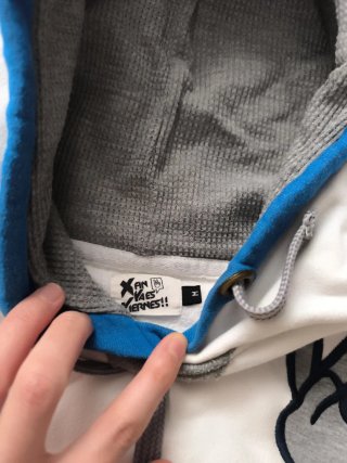 Sudadera blanca mujer con parches