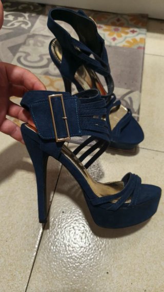 Sandalias de tacón azul talla 38