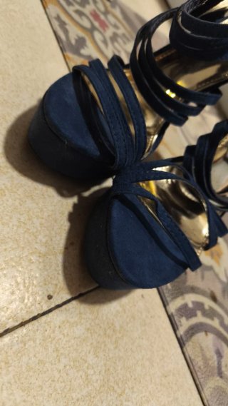 Sandalias de tacón azul talla 38
