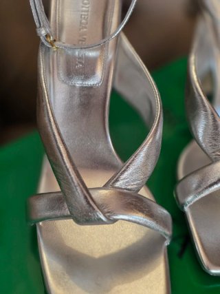 Bottega Veneta Sandali Riva Argento