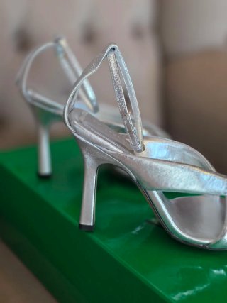 Bottega Veneta Sandali Riva Argento