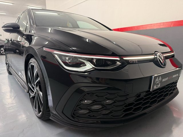 VOLKSWAGEN GOLF GTI DSG 245CV - 2021