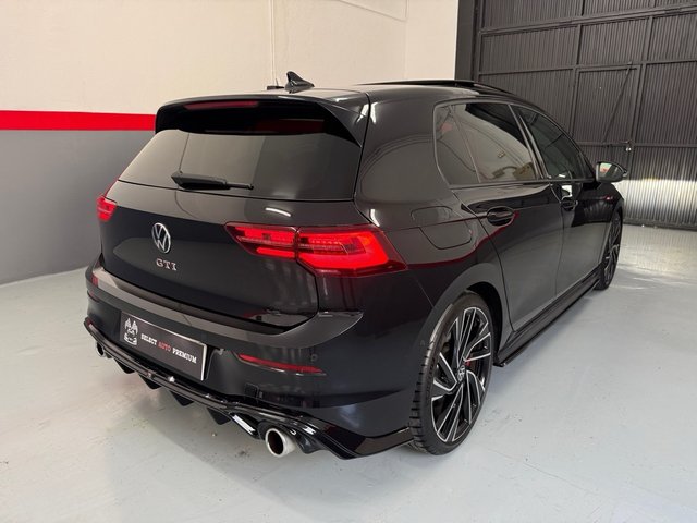 VOLKSWAGEN GOLF GTI DSG 245CV - 2021