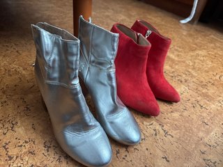 Botines Rojos y Plateados