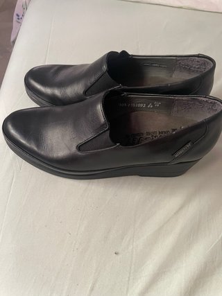 Scarpe eleganti Mephisto da donna nere