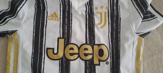 Camiseta Juventus Adidas talla 11-12 años