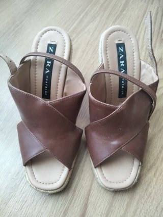 Cuñas Zara Marrones