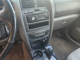 Hyundai Santa Fe 2005
