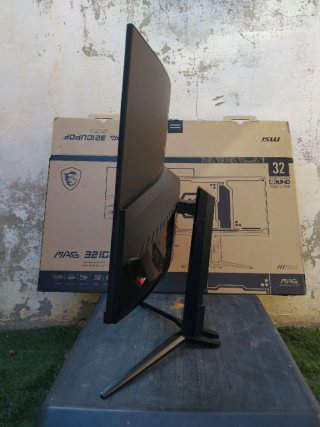MSI MAG 321CUPDF (para reparar)