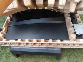 MSI MAG 321CUPDF (para reparar)