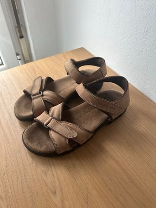 Sandalias Panama Jack Cuero Beige/Marrón