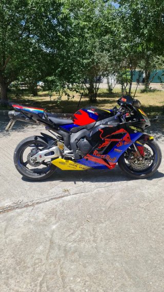 HONDA CBR 1000 RR 2006