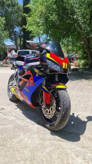 HONDA CBR 1000 RR 2006