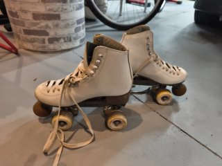 Patines blancos de cuero
