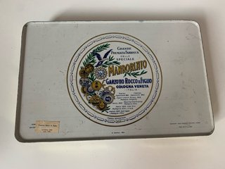 Scatola in Latta Mandorlato Garzotto Vintage