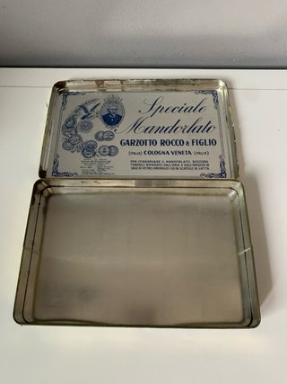Scatola in Latta Mandorlato Garzotto Vintage